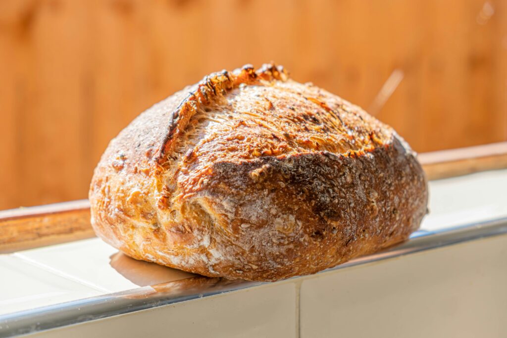 artisan no knead bread